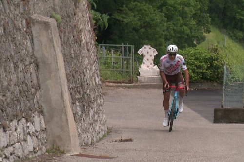 VIDEO. Critérium du Dauphiné : "Des pentes à 20%", la montée de la Bastille, "un combat contre soi-même" pour Nans Peters d'AG2R