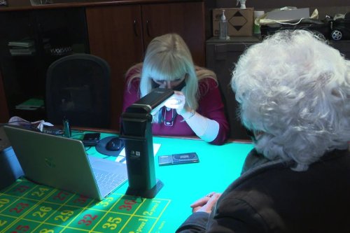 Comme dans Affaire Conclue, des objets d'art et bijoux estimés gratuitement au casino de Santenay