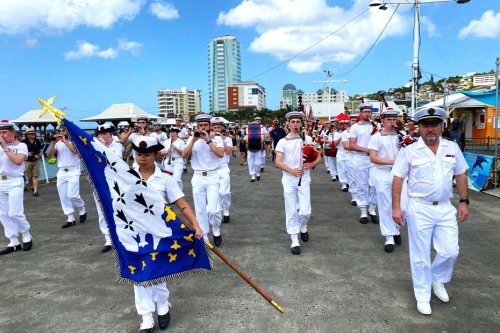 "Le Bagad de Lann-Bihoué" est à Saint-Pierre, ville d'art et d'histoire de Martinique