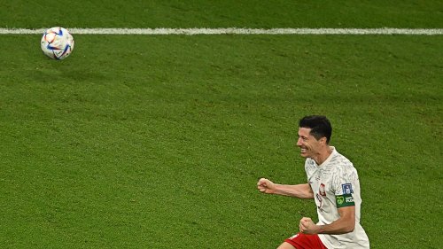 Coupe du monde 2022 : à Varsovie, les supporters polonais espèrent sans grande conviction "une victoire 1-0" contre la France en huitièmes de finale