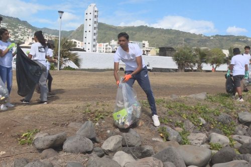 Un grand nettoyage à La Réunion pour la journée mondiale de la Terre