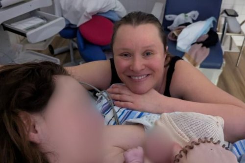 PODCAST. Les doulas acceptées dans les salles de naissance de certaines maternités : "pendant le travail, les patientes sont rassurées"