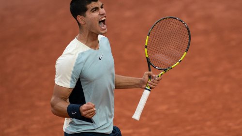 Vidéo Roland-Garros 2022 : Alcaraz renversant, Nadal et Djokovic faciles, Parry au rendez-vous... Les images à retenir de la quatrième journée