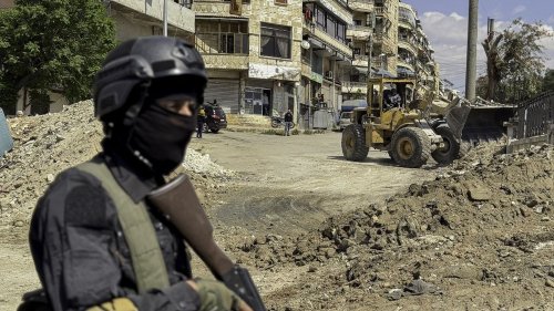 Les Etats-Unis annoncent réduire de moitié leurs effectifs militaires en Syrie