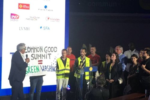 Toulouse : opération coup de poing de militants écologistes au sommet "Sauver le bien commun"