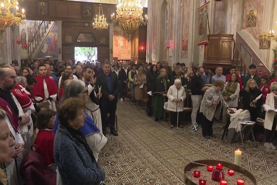 Célébrations de Pâques à Cargèse : émotion et tristesse à la suite du décès du pape François