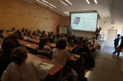 "Des questions auxquelles personne ne sait répondre" : lycéens et collégiens s'attaquent à des problèmes de maths non résolus