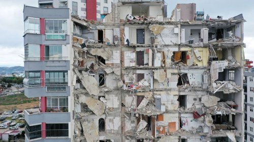 Séisme en Turquie et en Syrie : pourquoi les dégâts sont-ils si importants ?