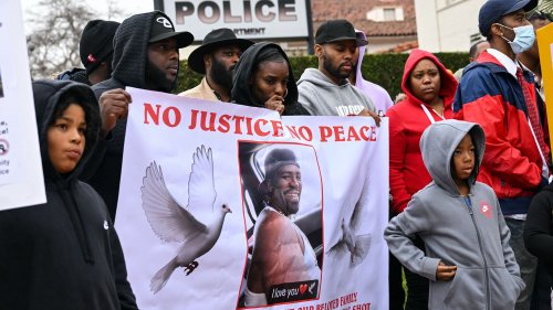 Etats-Unis : en Californie, des policiers tuent un homme noir amputé des deux jambes