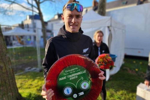REPLAY. Cyclisme. Rory Townsend remporte la 21ème édition de la Roue tourangelle