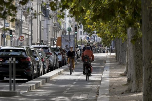 "Pas n'importe comment et pas n'importe quand", l'aménagement cyclable à Lyon est sur la voie de la discorde