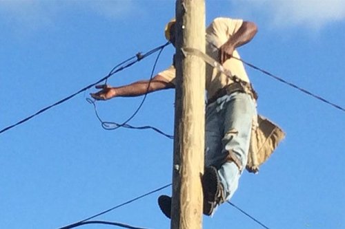 Vers l'énergie solaire à Cuba, accompagné par la chine