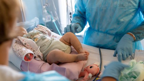 Bronchiolite : le nouveau traitement préventif pour les bébés victime de difficultés d'approvisionnement