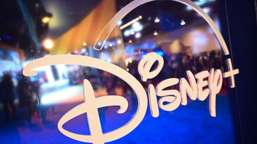 La plateforme de streaming Disney+ perd des abonnés pour la première fois et licencie des employés