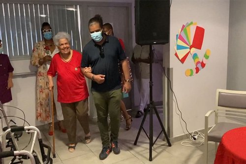 Simone Marie Lodoïska Modeste : cent ans de vie et en pleine forme - Martinique la 1ère