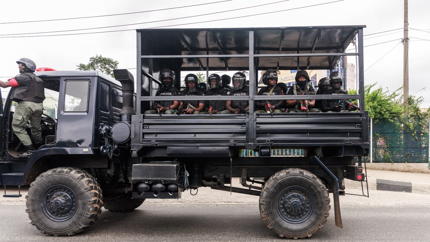 Des hommes armés tuent 56 personnes dans le centre du Nigeria