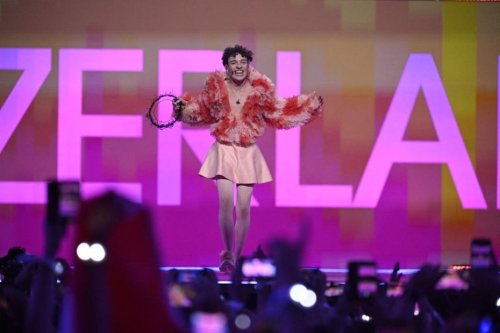 Entre enjeux géopolitiques et show télévisuel d'exception, l'Eurovision s'apprête à poser ses bagages en Suisse