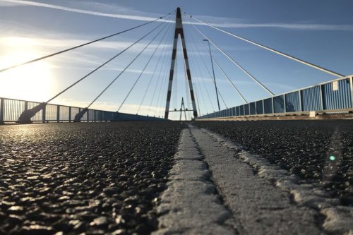 Chute mortelle d'une jeune fille du pont de Saint-Nazaire : le père de la victime devant les Assises