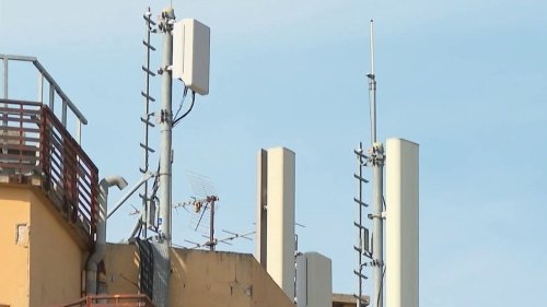 5G : le déploiement des antennes-relais suscite la controverse