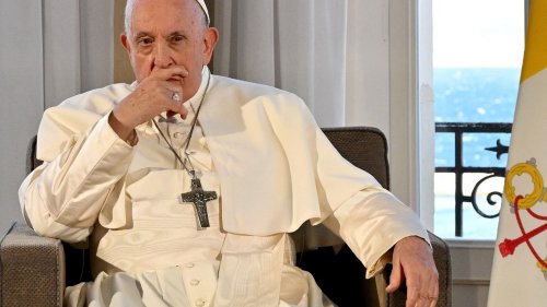 Fin de vie : le pape met en garde contre "la perspective faussement digne d'une mort douce"
