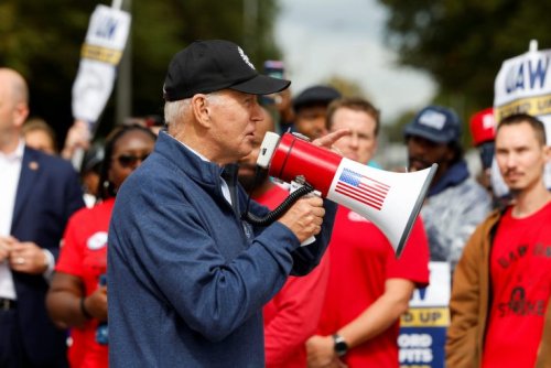 After 12 Minutes on the Picket Line, Biden Jets Off to Fundraiser With ‘Abolish Policing’ Billionaires
