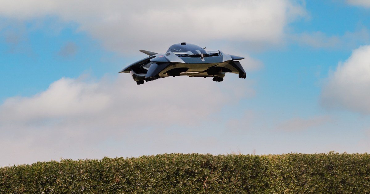 See a futuristic flying car’s first untethered flight