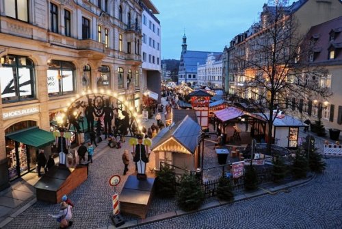 Zwickauer Weihnachtsmarkt: Händler sind wütend wegen Höcke-Besuch