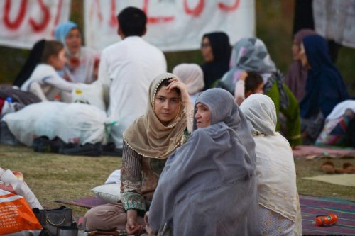 Pakistan: Afghanische Migranten werden in großem Stil abgeschoben