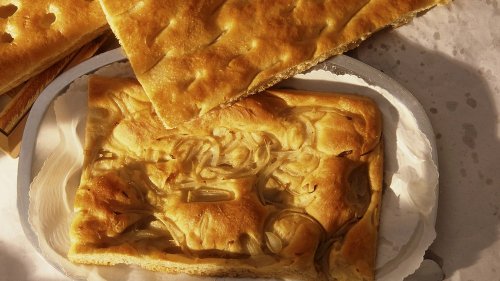 Focaccia: Ein flaches Brot aus Hefeteig macht glücklich