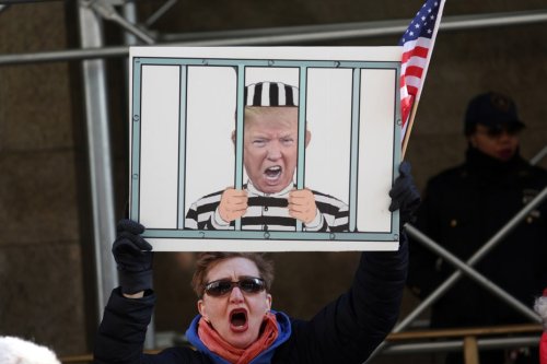 USA - Schwerverbrecher Donald Trump: Muss der Ex-Präsident bald in den Knast?
