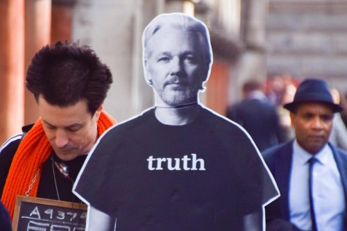 Julian Assange: Sie wollten ihn entführen und ermorden, das tut ja hier nichts zur Sache