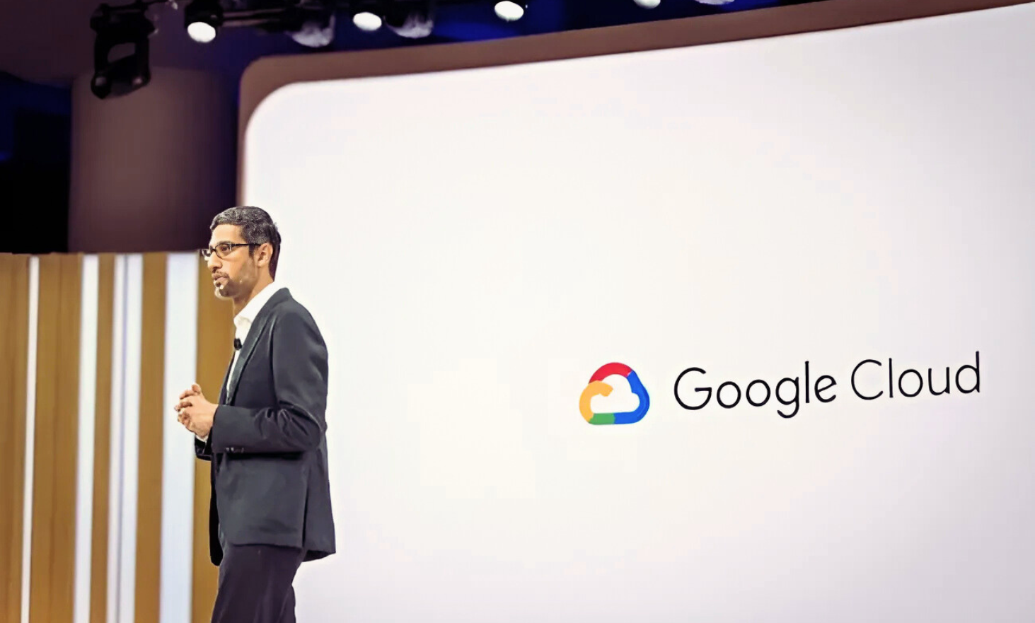 Le futur de Google est incompatible avec son modèle économique / Greentech: 2,2 milliards d'€ levés, mais un modèle encore fragile / YouTube coupe les revenus de ...