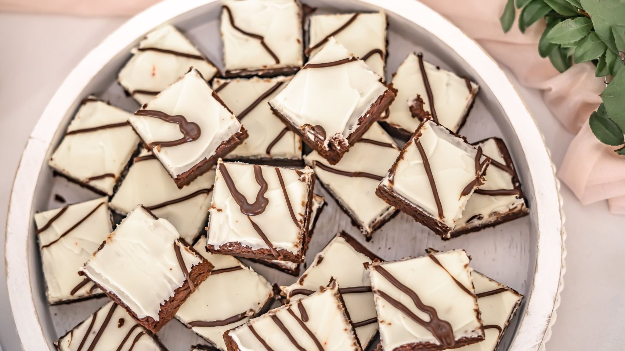 Kindheitstraum ohne backen: Rezept für einen cremigen Monte-Kuchen – zum Niederknien köstlich