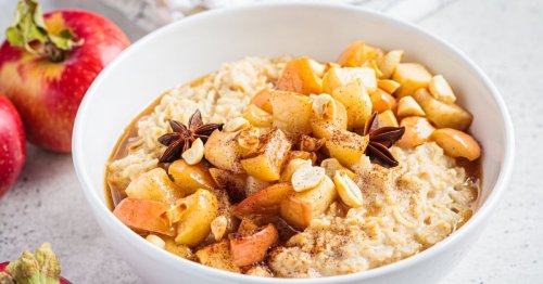 Frühstück mit Haferflocken: Rezept für fruchtiges Winter-Porridge | freundin.de