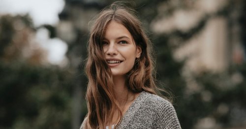 Unter 30 Euro: Kein anderer Cardigan passt so gut zu Jeans wie der von Tchibo