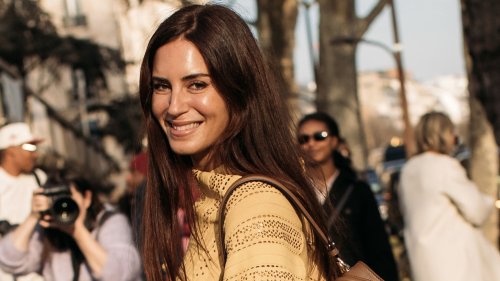 Nur 15 Euro! Das „Zitronen“-Kleid ist im Sommer ein Gute-Laune-Trend