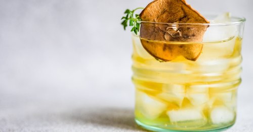 Fruchtiger Longdrink: Rezept für Apfel Gin Tonic | freundin.de