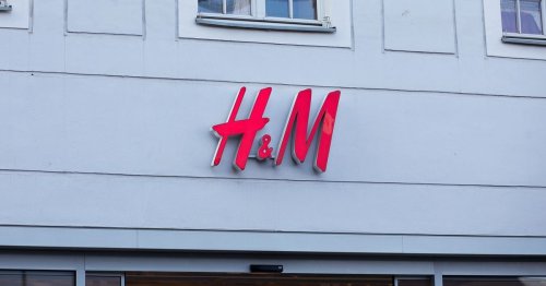 Unter 40 Euro! Dieses H&M-Kleid dürfen Mode-Fans im Frühling auf keinen Fall verpassen
