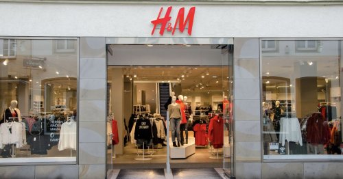 Winter 2023: Alle wollen das schicke "Oma"-Kleid von H&M