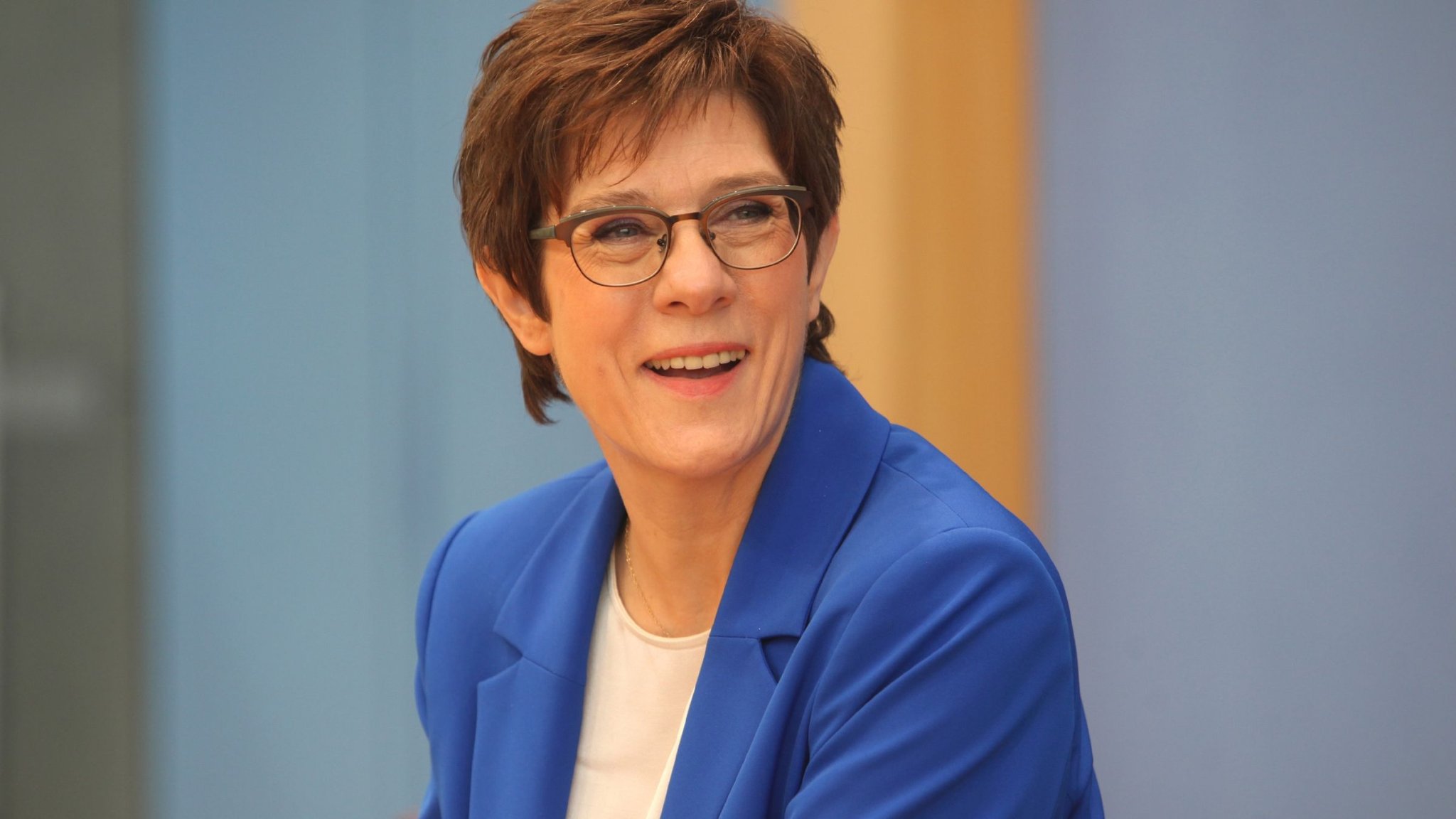 Annegret Kramp-Karrenbauer im Interview: Wo steht Deutschland in der Welt?