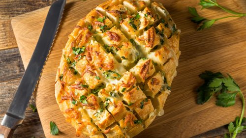 Blitzrezept ohne Hefe: Das perfekte Grill-Käsebrot von Jamie Oliver