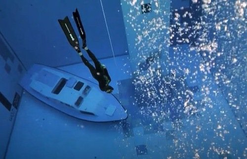 Dive in! World's Deepest Pool Now Open in Poland