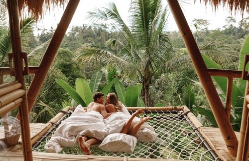 The End of Tourism in Bali? Indonesia Outlaws Sex Outside Marriage—For Visitors Too