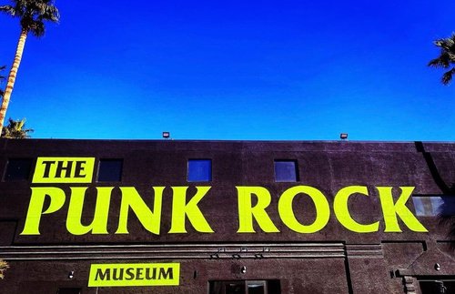 Look Out Wayne Newton Las Vegas Gets A Punk Rock Museum Flipboard    Medium 