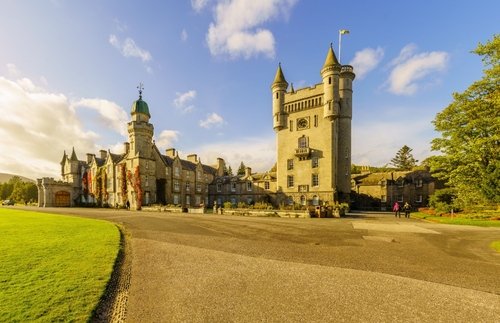 King Charles to Open Scotland's Balmoral Castle, Where QE2 Died, to Tours