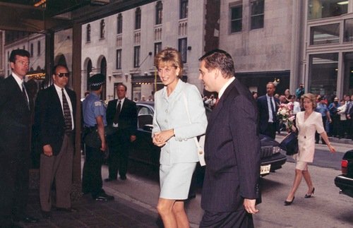 Princess Diana Hotel Package Obsessively Retraces Her Stay in Chicago