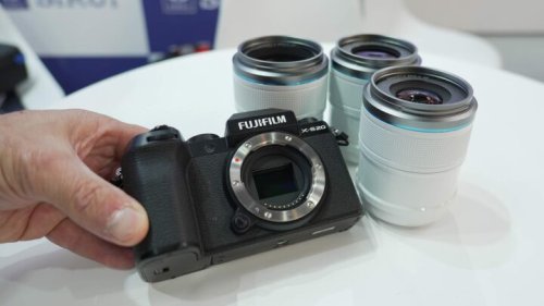 SIRUI Sniper f/1.2 Autofocus Prime Lenses for Fujifilm X Mount Unveiled - Fuji Rumors