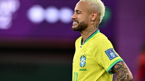 Sohn von Perisic tröstet Neymar nach WM-Aus
