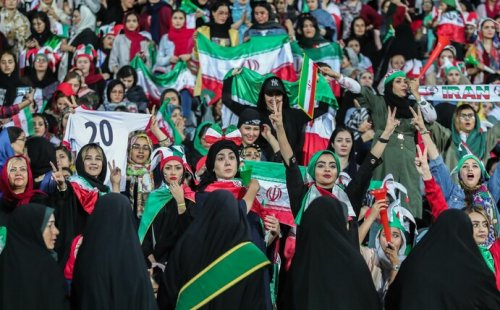 Sorge vor Protesten: Keine Zuschauer in Irans Fußball-Liga