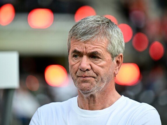Funkel: Köln vor "Schlüsselspiel" - HSV-Aufstieg sicher